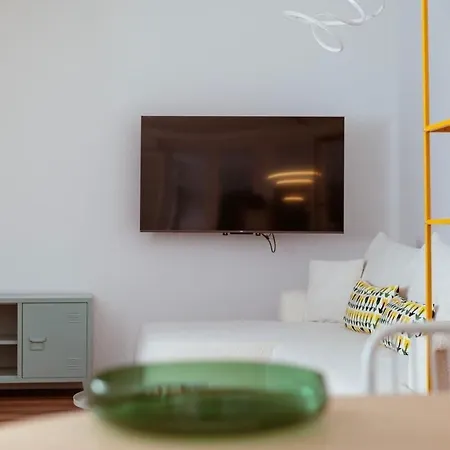 Kolorowy 3city Z Parkingiem W Gdyni By Renters Apartamento *